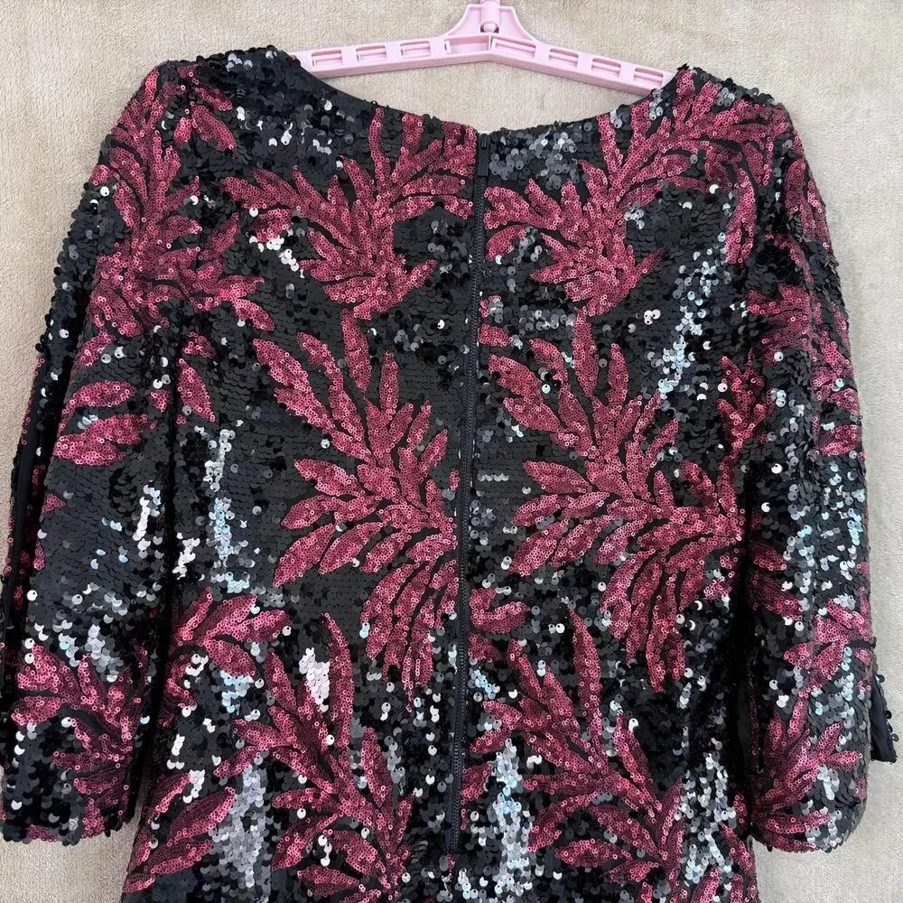 NWT Neiman Marcus Sequin Cocktail Dress Size 10 Split Sleeve maroon black Party